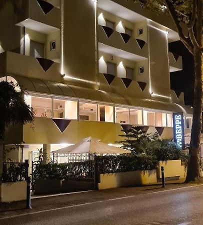 贝派酒店 里米尼 外观 照片