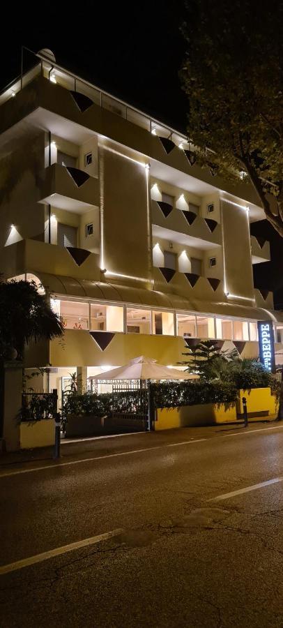 贝派酒店 里米尼 外观 照片